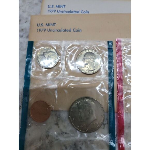 1979 US Mint Set - 12-Coin P&D Uncirculated Lot Of 5-1 Red 1 Blue Each Envelope - Picture 6 of 16